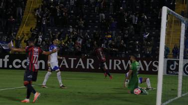 Jeikel Venegas clavó el segundo del Cartaginés, vea el gol