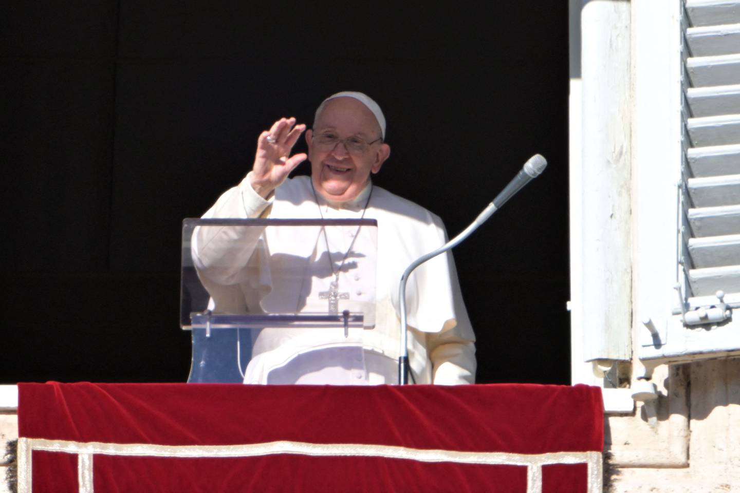 El Papa Francisco ha condenado la legislación 'injusta' que penaliza las relaciones homosexuales en todo el mundo, y defiende que la homosexualidad 'no es un delito'.