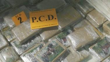 (Video) Bichos escondieron 133 kilos de cocaína dentro de cajón de pick up
