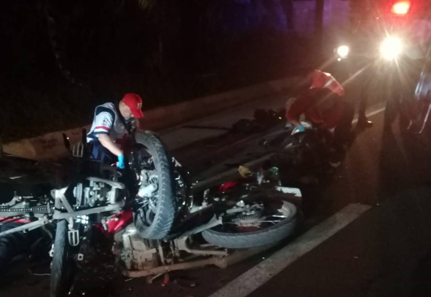 Choque entre dos motos en Piedades de Santa Ana deja como saldo un fallecido y tres heridos. Foto cortesía.
