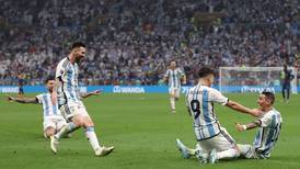 Experto en Ovnis asegura que dos jugadores de Argentina fueron clonados en Qatar 2022
