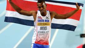 Nery Brenes volverá al mundial de atletismo bajo techo