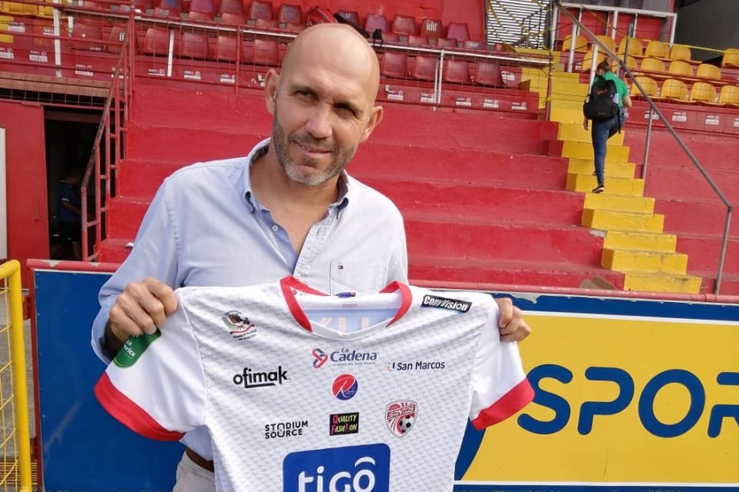 Luis Marín es el nuevo técnico del Santos de Guápiles