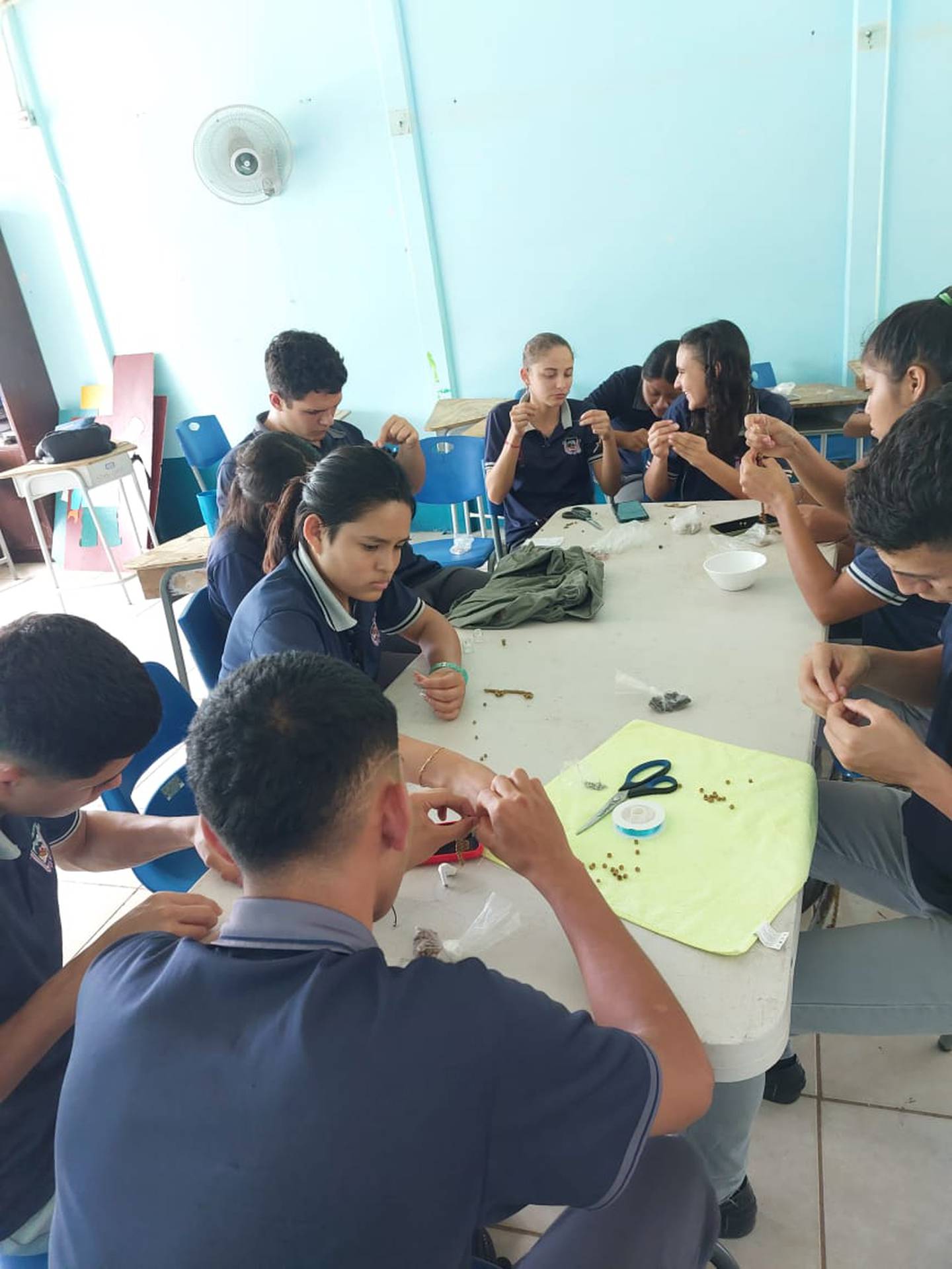 En el Liceo Rural de San Joaquín de Cutris, en San Carlos, desde hace cuatro años todos los estudiantes que inician el curso lectivo lo finalizan.